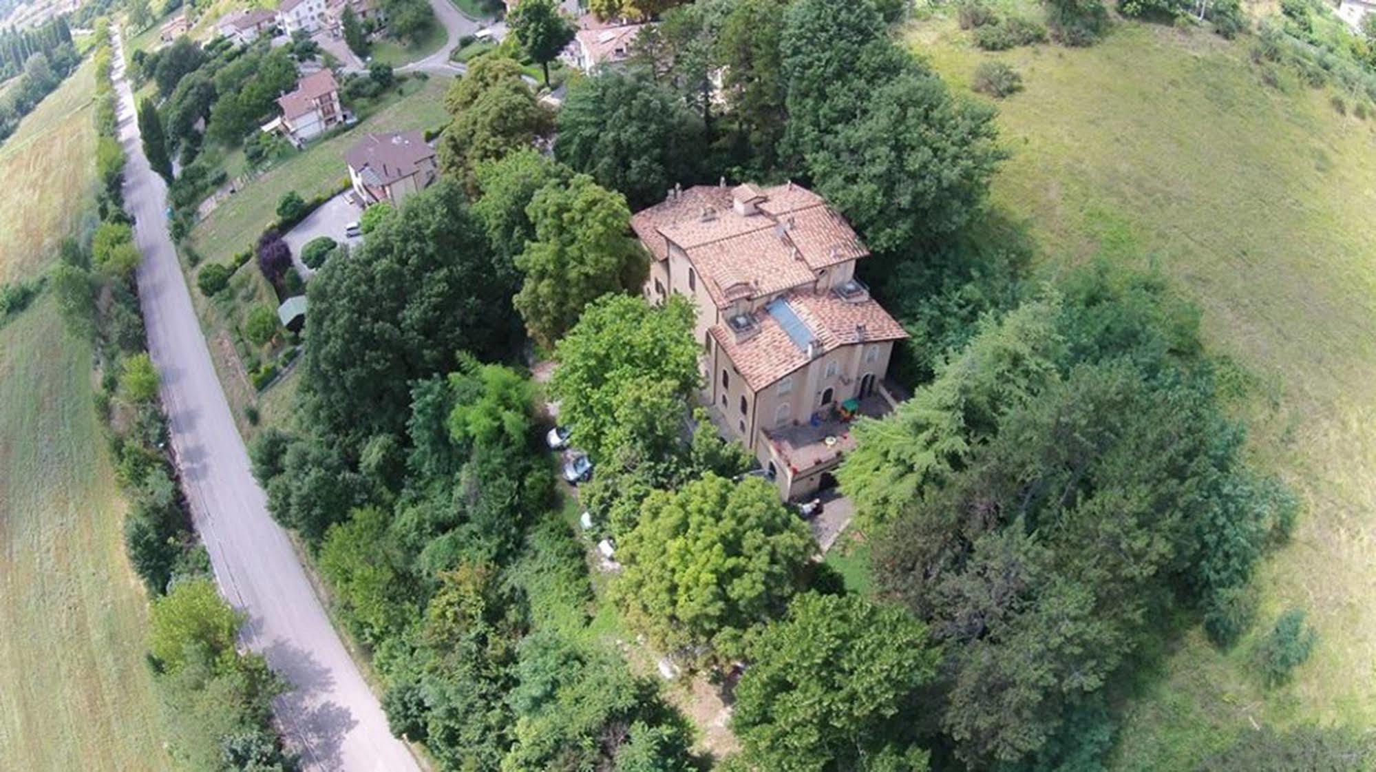 La Locanda del Borgo Pietralunga  Exterior foto